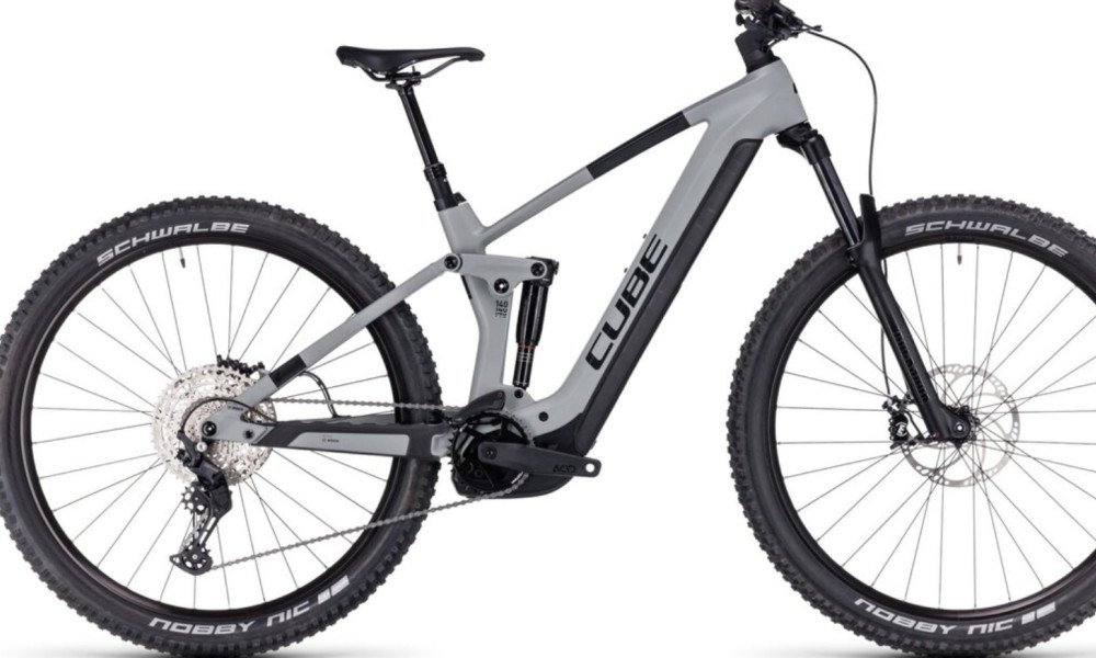 Cube Stereo Hybrid 140