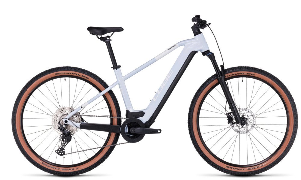 Cube Reaction Hybrid Pro 750