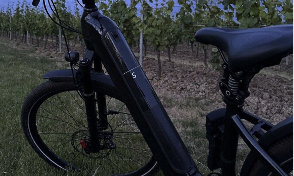 Cube E-Bike mit BOSCH DISPLAY KIOX